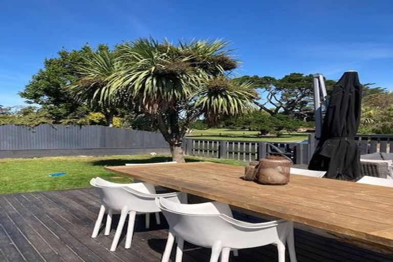 Photo of property in 44 Rotten Row, Waikuku Beach, 7473