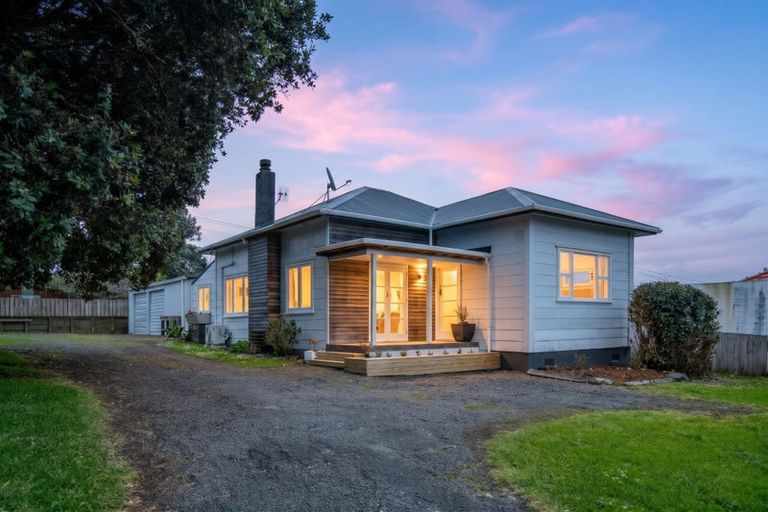 Photo of property in 1 Whimp Avenue, Onerahi, Whangarei, 0110