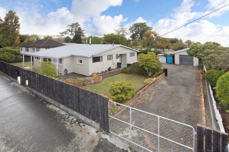 Photo of property in 6 Lower Beaven Street, Marton, 4710