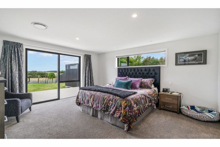 Photo of property in 24 Lindsay Way, Grasmere, Invercargill, 9810
