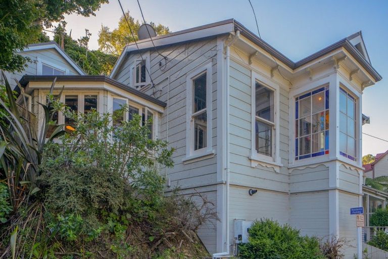 Photo of property in 8 Ascot Street, Thorndon, Wellington, 6011