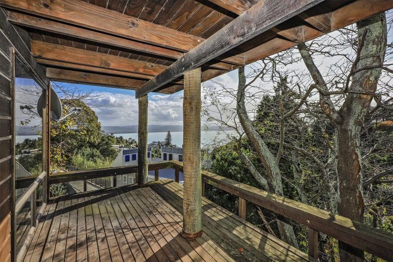 Photo of property in 7a Lighthouse Road, Bluff Hill, Napier, 4110