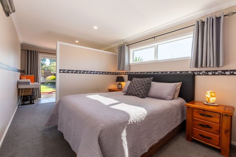 Photo of property in 63 Burgoyne Street, Woodville, 4920