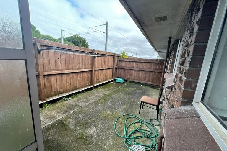 Photo of property in 6 Marr Road, Manurewa, Auckland, 2102