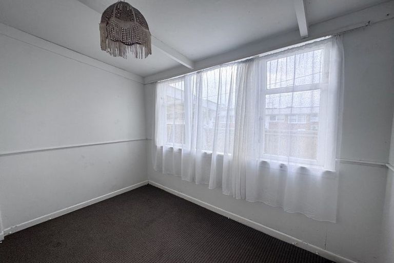 Photo of property in 1/16 Alma Road, Milford, Auckland, 0620