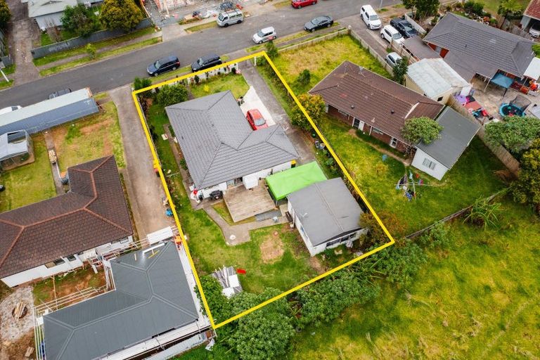 Photo of property in 16 Ashmore Place, Favona, Auckland, 2024