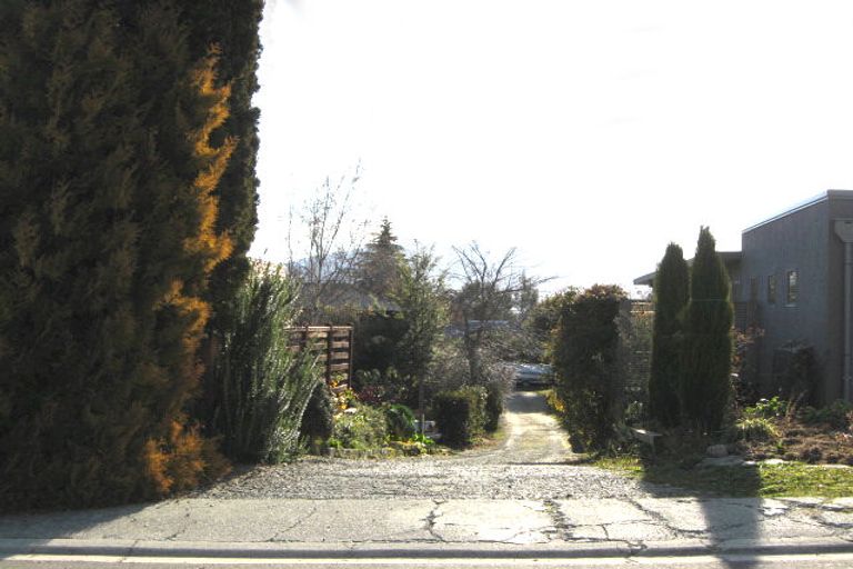 Photo of property in 6 Sycamore Place, Wanaka, 9305