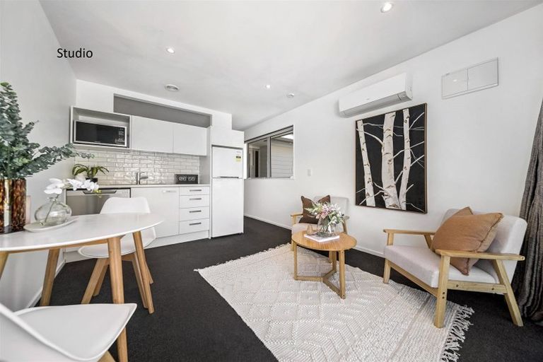 Photo of property in 22b Harrys Close, Arthurs Point, Queenstown, 9371