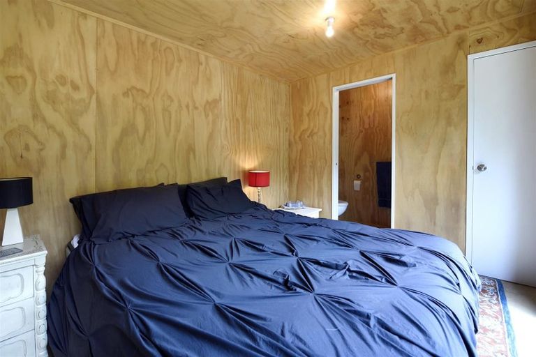 Photo of property in 2341 Croisilles-french Pass Road, Okiwi Bay, 7193