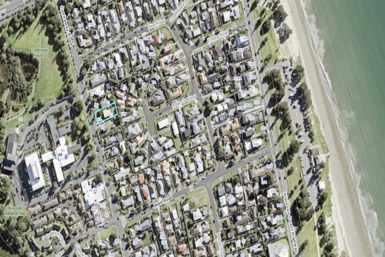 Photo of property in 53 Centreway Road, Orewa, 0931