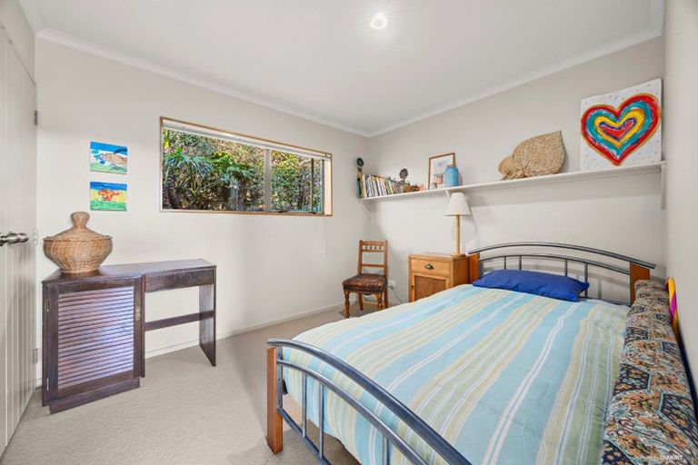 Photo of property in 3 Rakau Views, Orewa, 0931