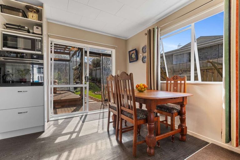 Photo of property in 41 Tawavale Street, Pukehangi, Rotorua, 3015