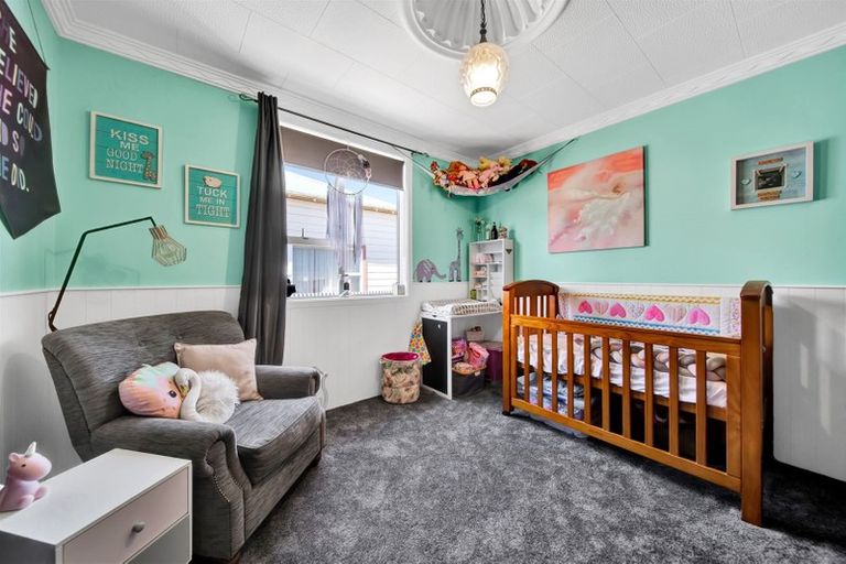 Photo of property in 79 Argyle Street, Hawera, 4610