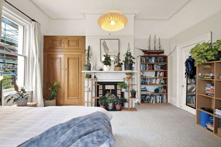 Photo of property in 77 Bedford Street, Saint Clair, Dunedin, 9012