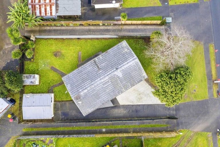 Photo of property in 314 Roscommon Road, Clendon Park, Auckland, 2103