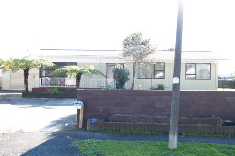 Photo of property in 14 Tiari Place, Mangere East, Auckland, 2024