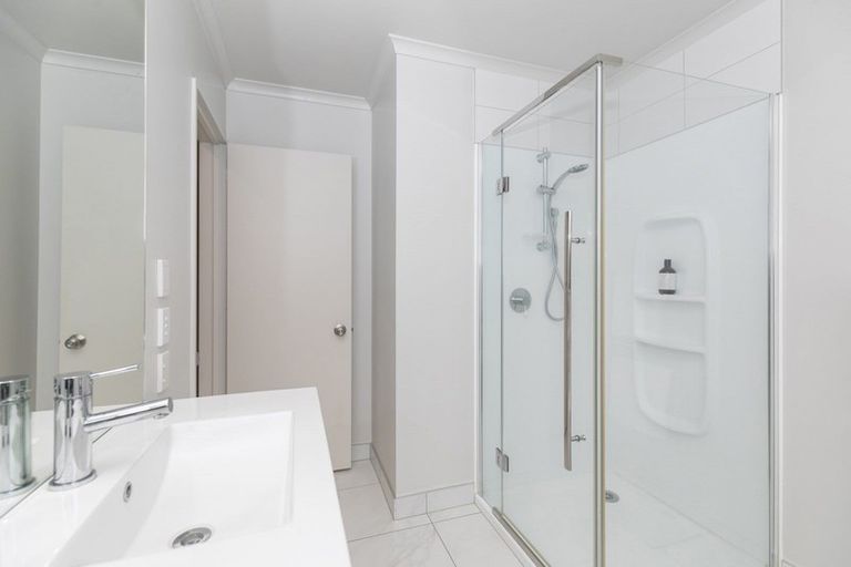 Photo of property in 71 Ayrshire Drive, Grandview Heights, Hamilton, 3200