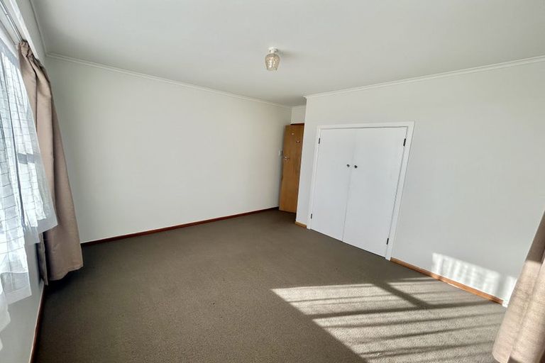 Photo of property in 41 Parrs Cross Road, Henderson, Auckland, 0612