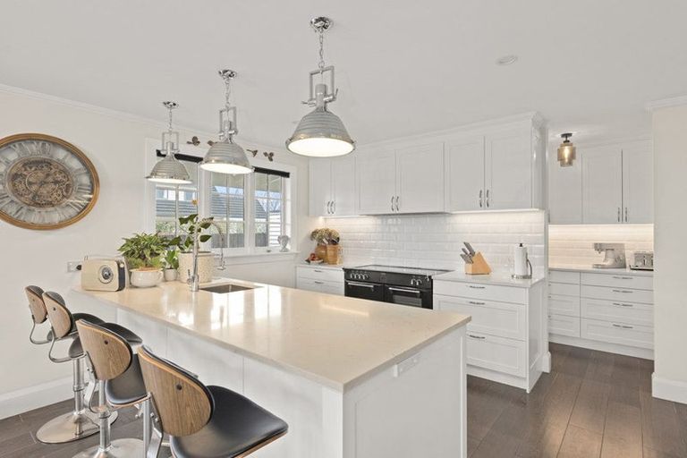 Photo of property in 129 Mays Road, St Albans, Christchurch, 8052