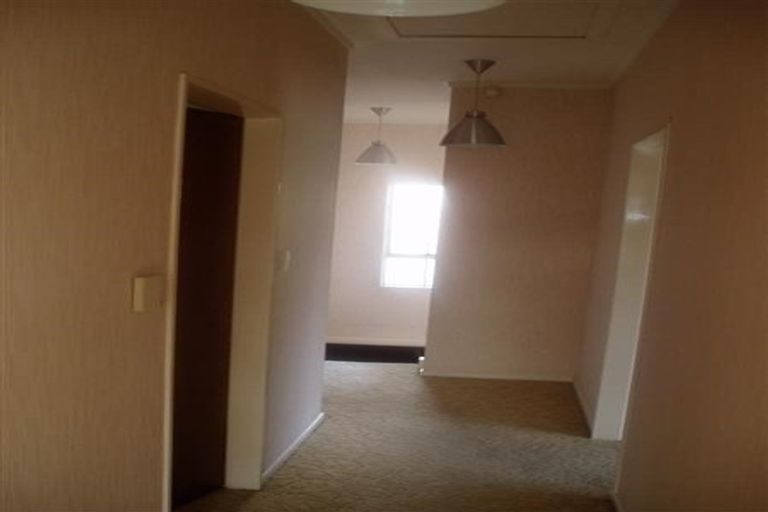 Photo of property in 18a Wai-iti Crescent, Woburn, Lower Hutt, 5010