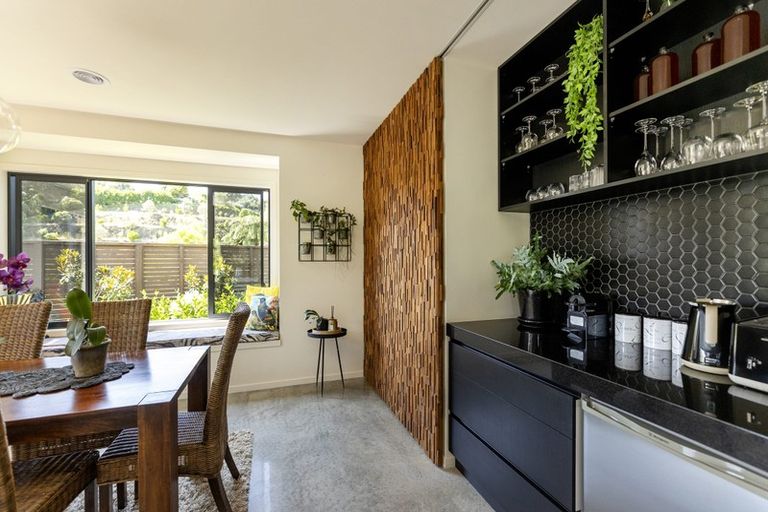 Photo of property in 10 Pike Place, Ferndale, New Plymouth, 4310