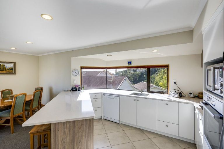 Photo of property in 19a Roslyn Road, Bluff Hill, Napier, 4110