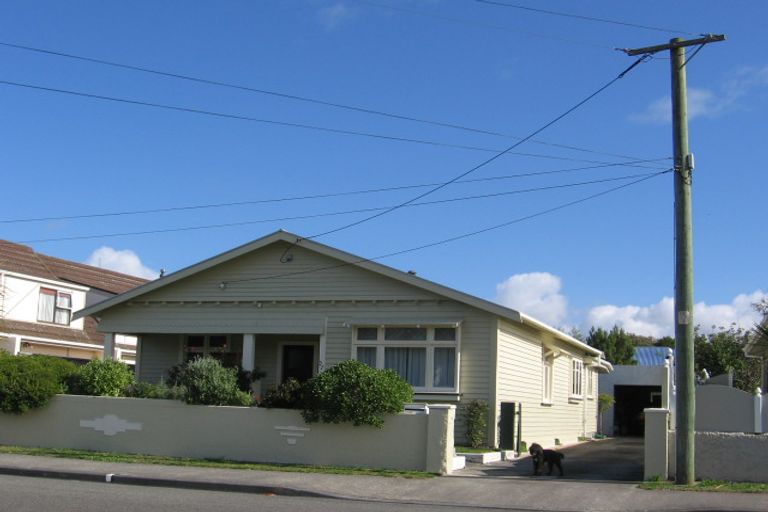 Photo of property in 27 Tennyson Street, Petone, Lower Hutt, 5012