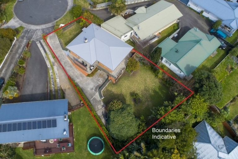 Photo of property in 18 Bristol Avenue, Brookfield, Tauranga, 3110