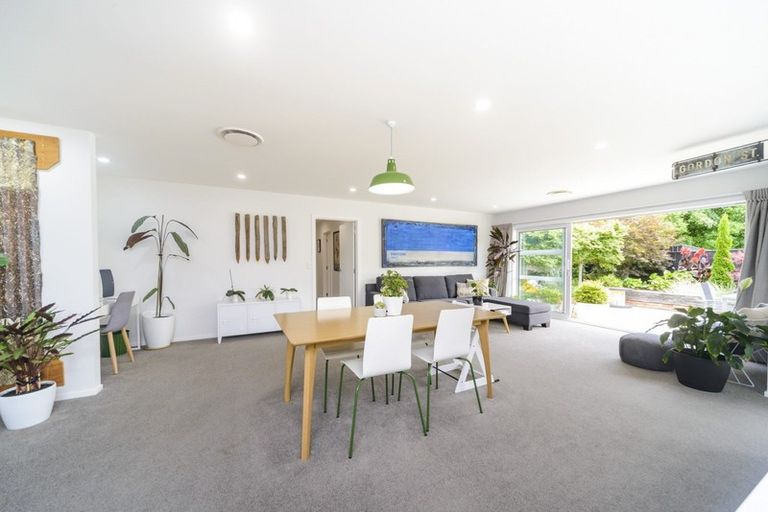 Photo of property in 3 Waimarama Court, Roslyn, Palmerston North, 4414