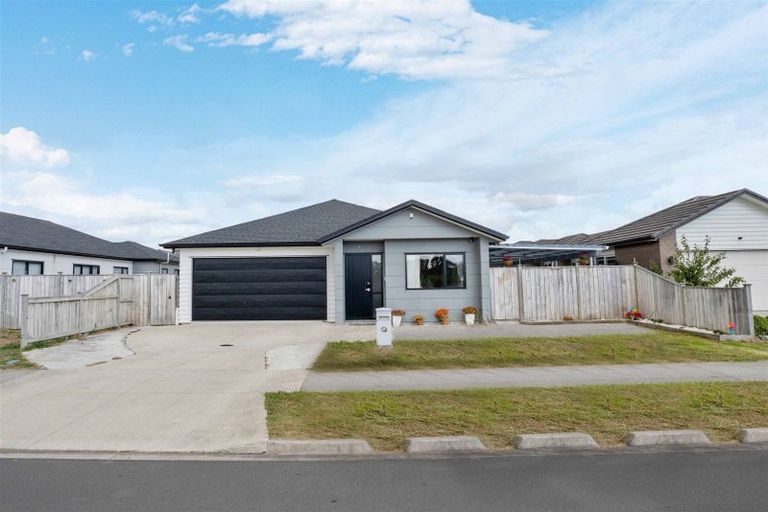 Photo of property in 3 Mangatiti Street, Papakura, 2110