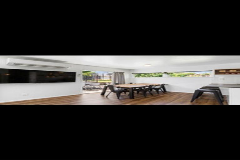 Photo of property in 42a Wedgwood Avenue, Mangere East, Auckland, 2024