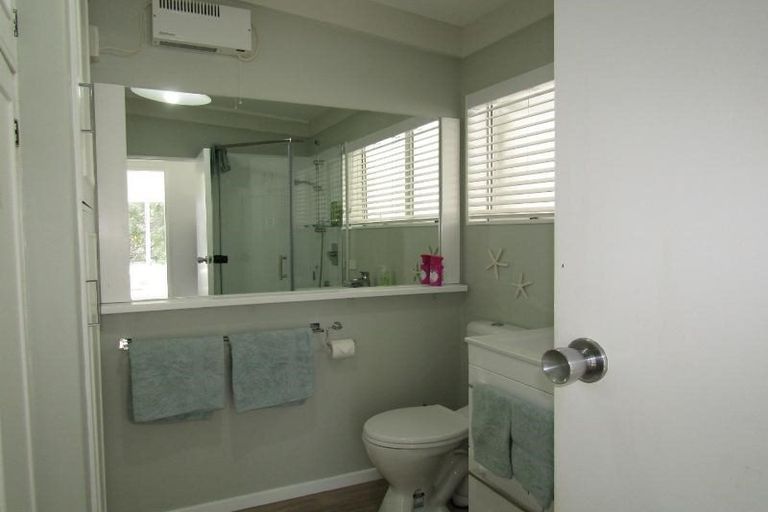 Photo of property in 2/22 Alberta Street, Acacia Bay, Taupo, 3330