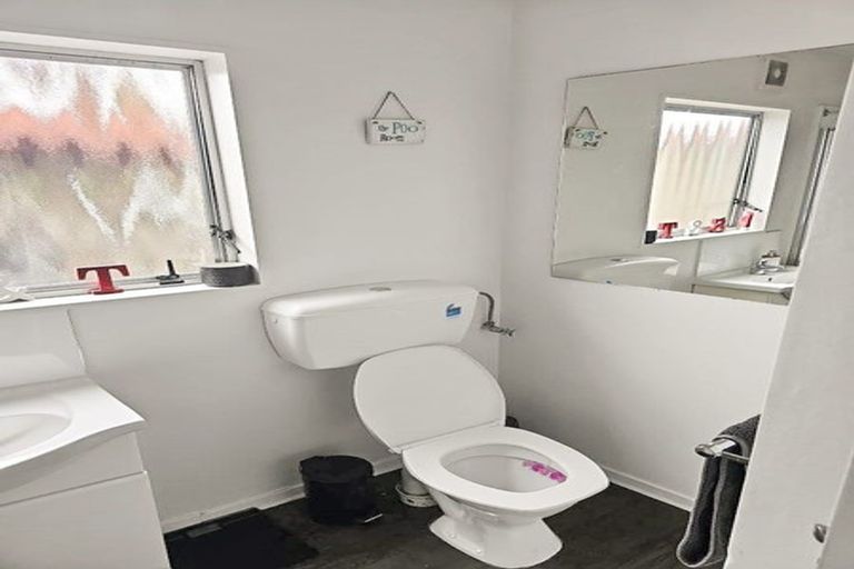 Photo of property in 12 Jellicoe Place, Tamatea, Napier, 4112