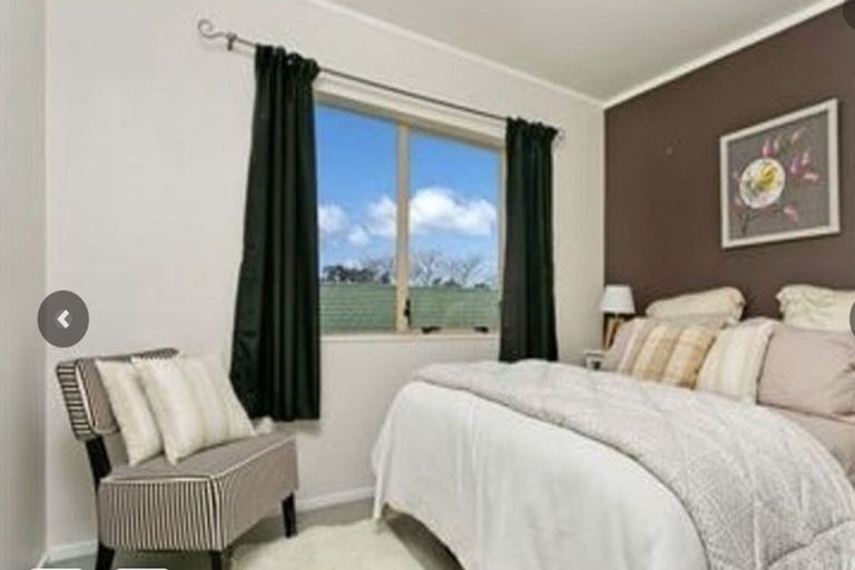 Photo of property in 4 Owl Court, Unsworth Heights, Auckland, 0632