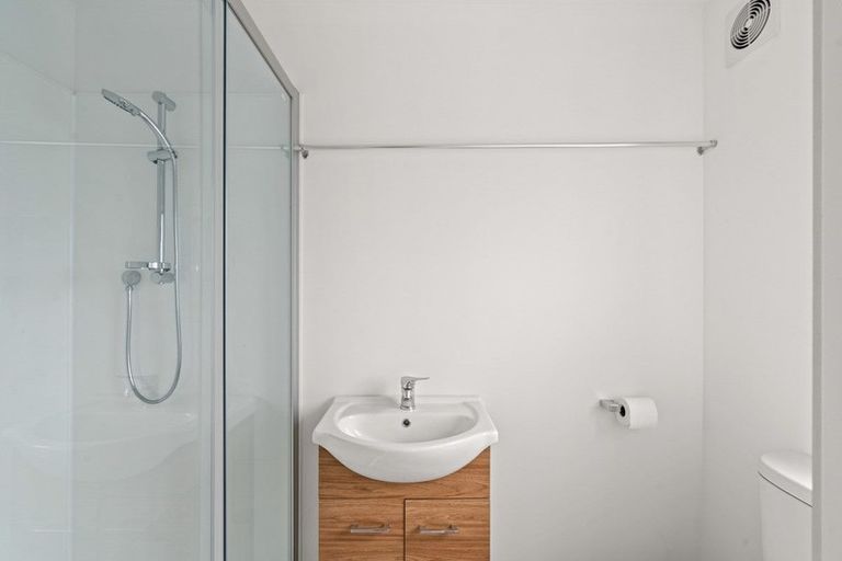 Photo of property in 217 Lakeview Terrace, Lake Hawea, Wanaka, 9382