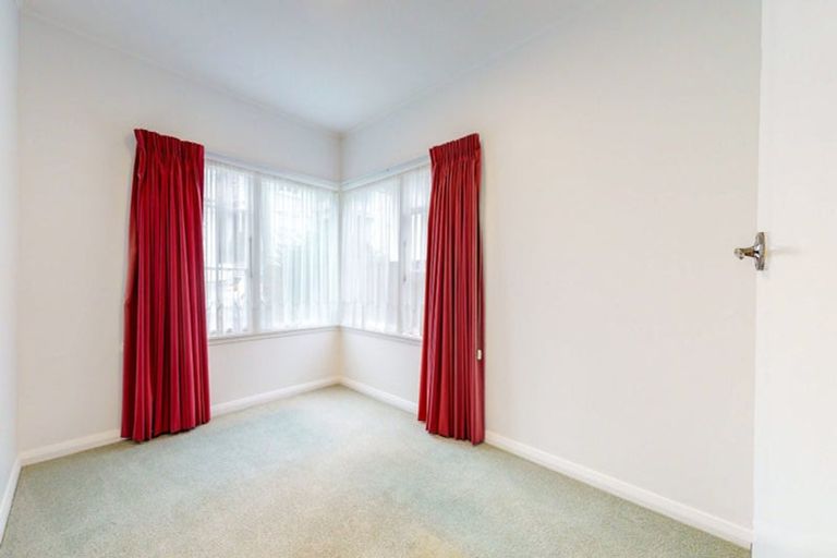 Photo of property in 12 Colombo Street, Newtown, Wellington, 6021