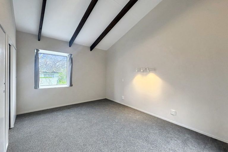 Photo of property in 24 Kent Road, Saint Johns Hill, Whanganui, 4501