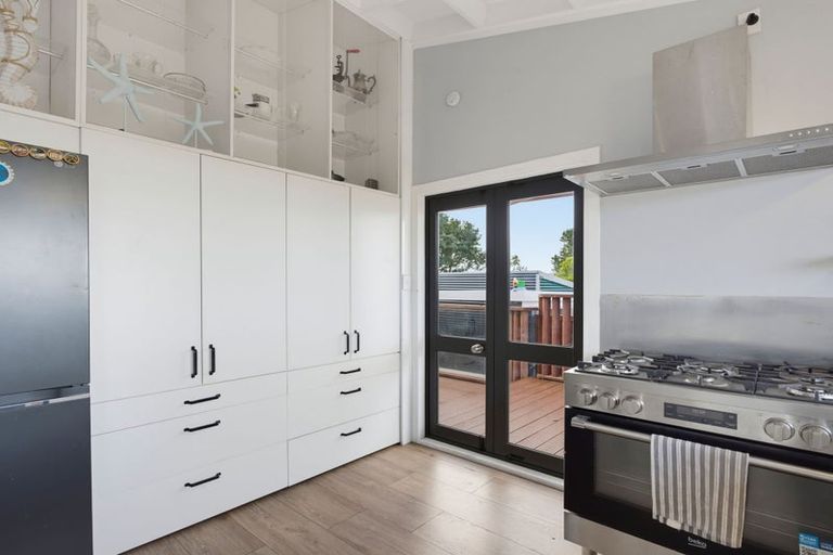 Photo of property in 201 Chartwell Avenue, Whangamata, 3620