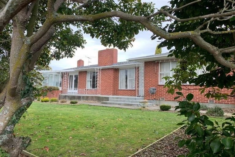 Photo of property in 143 Kendal Avenue, Burnside, Christchurch, 8053