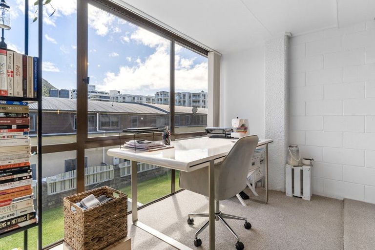 Photo of property in 40g Maunganui Road, Mount Maunganui, 3116