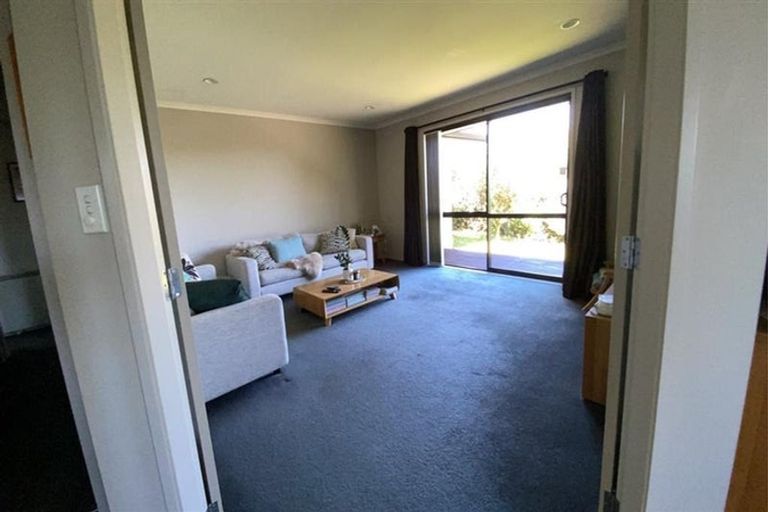 Photo of property in 4 Mynah Place, Welcome Bay, Tauranga, 3112