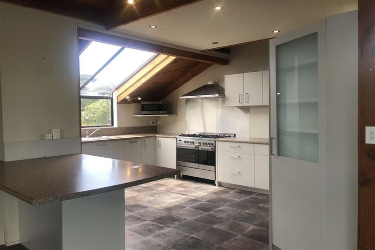 Photo of property in 3 Marae Road, Greenhithe, Auckland, 0632