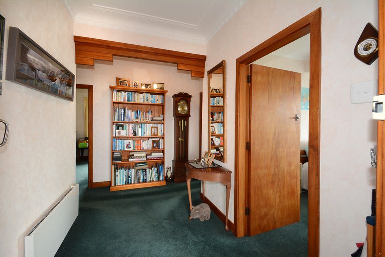 Photo of property in 17 Roebuck Rise, Broad Bay, Dunedin, 9014