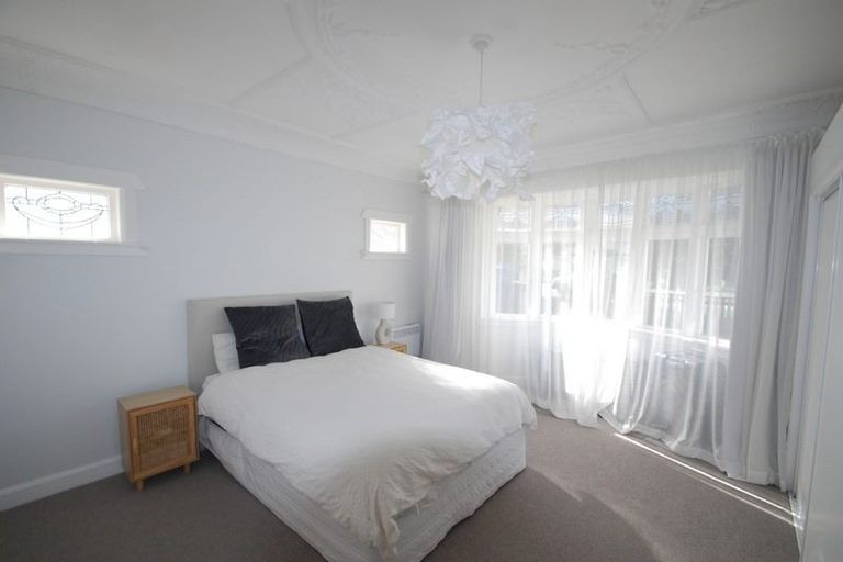 Photo of property in 202 The Parade, Island Bay, Wellington, 6023