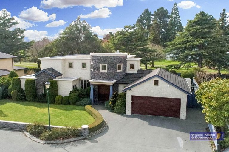 Photo of property in 6 Hogarth Lane, Burnside, Christchurch, 8053
