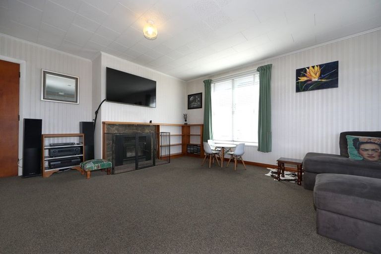 Photo of property in 712 Grove Road, Mayfair, Hastings, 4122