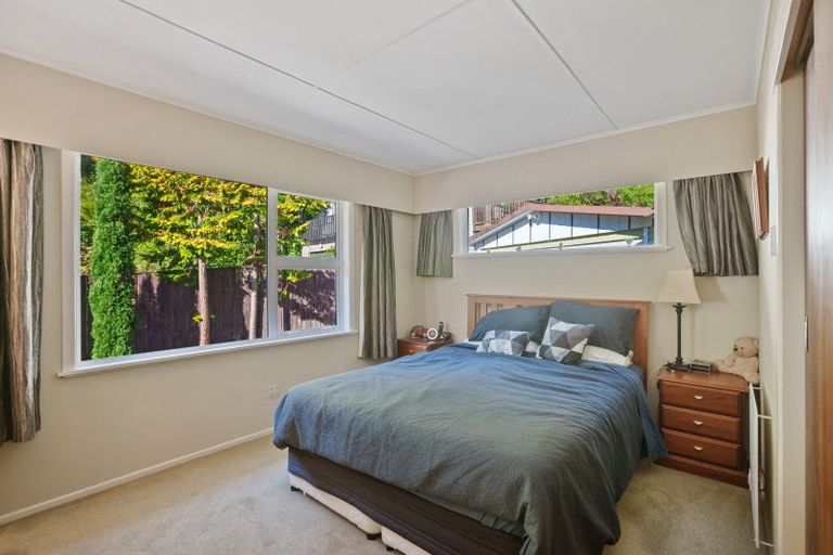 Photo of property in 10 Haven Grove, Naenae, Lower Hutt, 5011