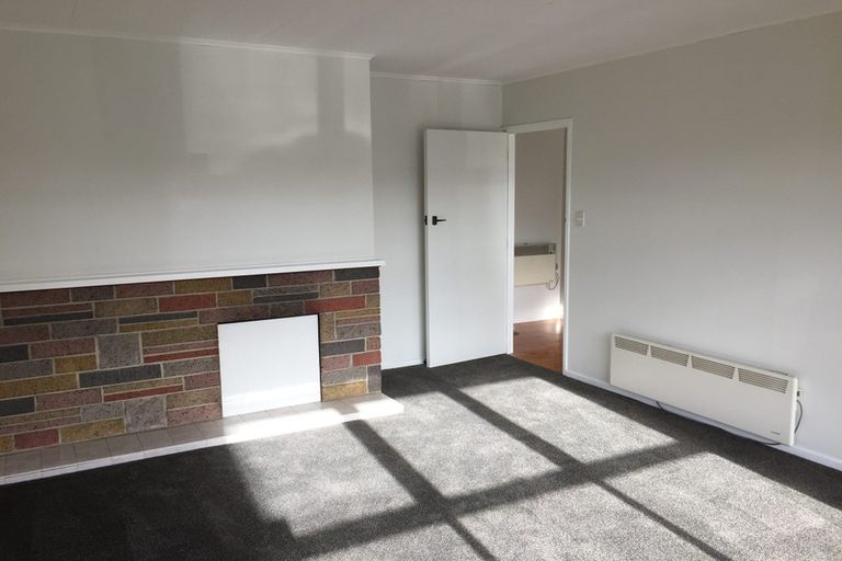 Photo of property in 44 Gossamer Drive, Pakuranga Heights, Auckland, 2010