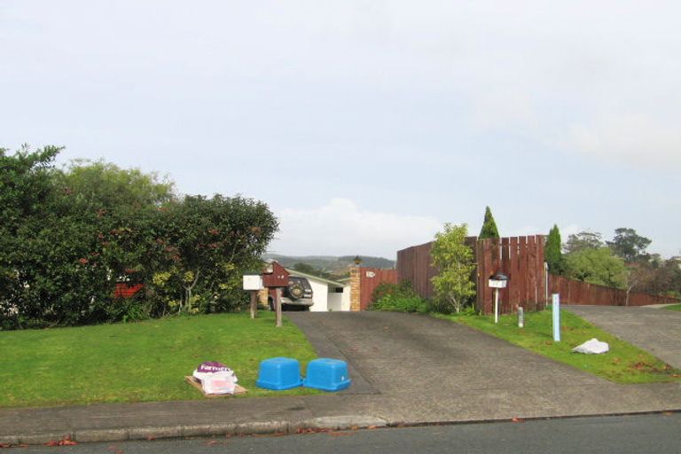 Photo of property in 49 Albatross Road, Red Beach, 0932