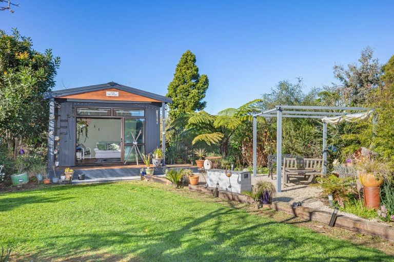 Photo of property in 86 Soldiers Road, Kuku, Levin, 5570